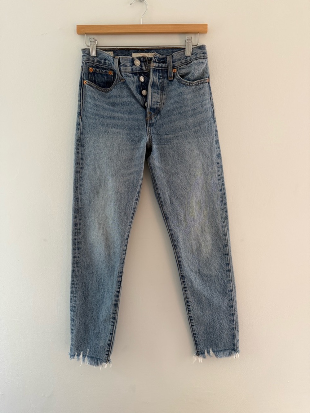 Levi's Wedgie Jeans in Light Blue Denim size 24
